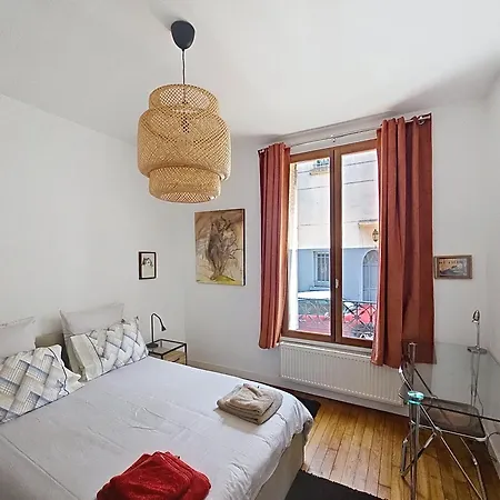 Artistic 3-room Flat-garden View Apartment